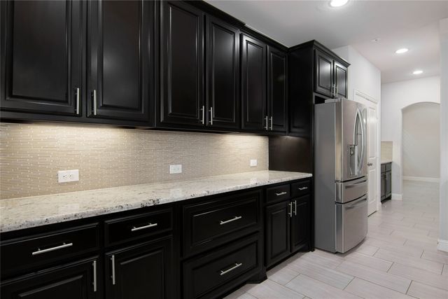 604 Winehart Street, Lewisville, TX 75056