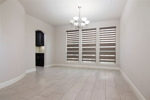 604 Winehart Street, Lewisville, TX 75056