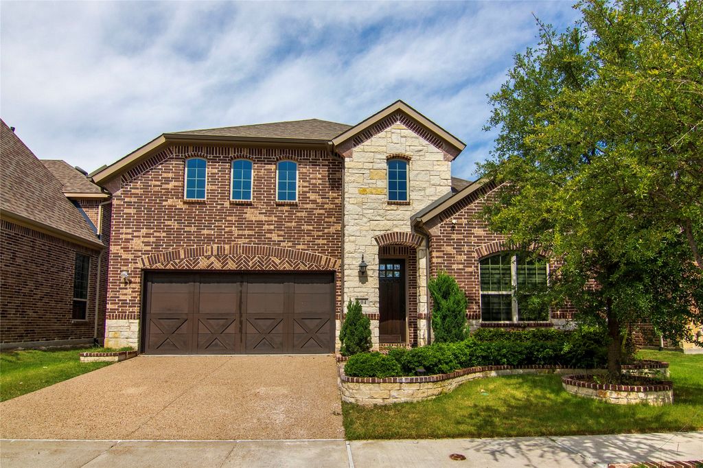 604 Winehart Street, Lewisville, TX 75056