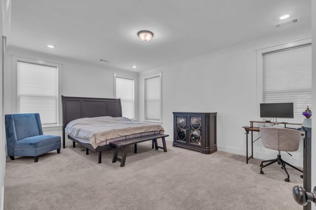 269 Cornice Dr, La Vergne, TN 37086