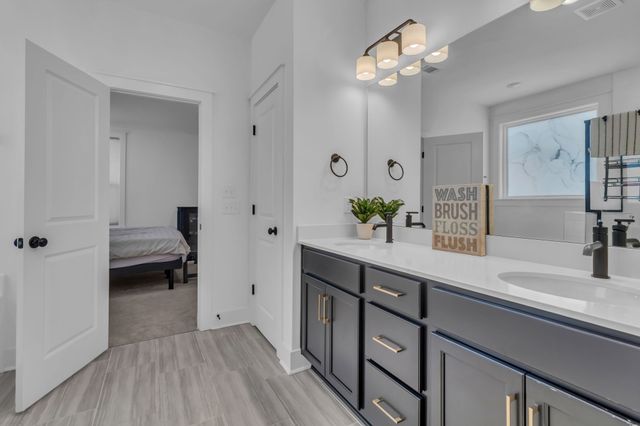 269 Cornice Dr, La Vergne, TN 37086