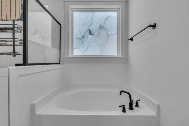 269 Cornice Dr, La Vergne, TN 37086