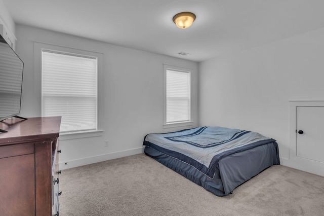 269 Cornice Dr, La Vergne, TN 37086