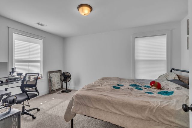 269 Cornice Dr, La Vergne, TN 37086