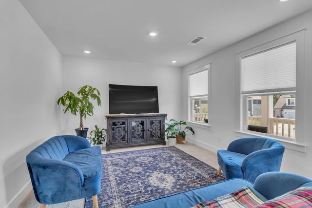 269 Cornice Dr, La Vergne, TN 37086