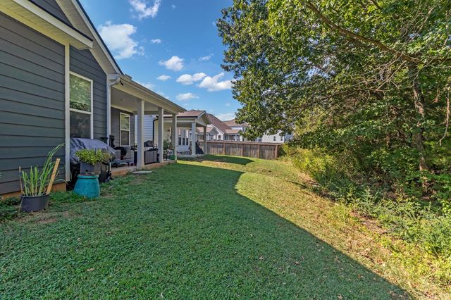 269 Cornice Dr, La Vergne, TN 37086