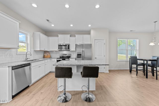 220 Brisbane Drive, Zebulon, NC 27597