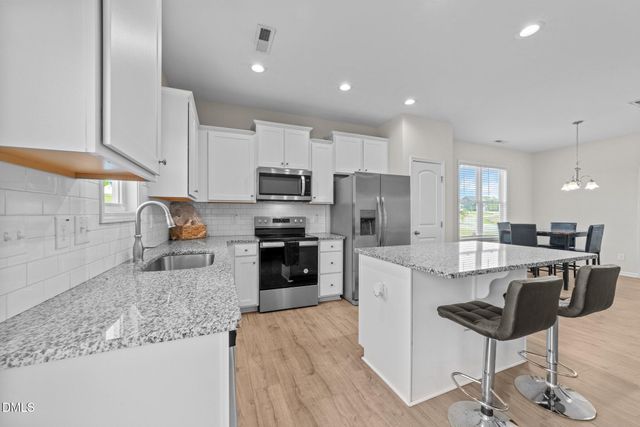 220 Brisbane Drive, Zebulon, NC 27597