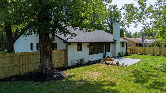 127 Audubon Drive, Paducah, KY 42001