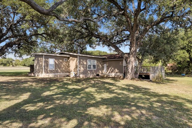 510 County Road 221, Tow, TX 78672
