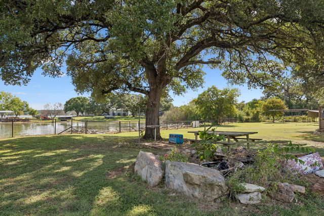 510 County Road 221, Tow, TX 78672