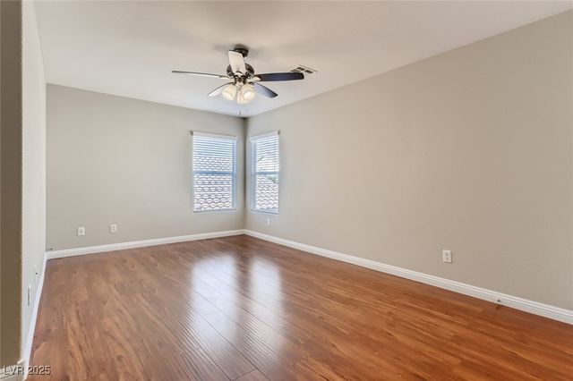 189 Carlsbad Caverns Street, Henderson, NV 89012