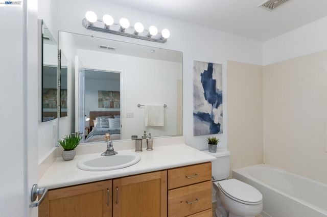 22876 Charing St, Hayward, CA 94541