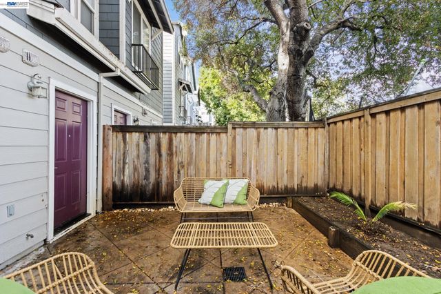 22876 Charing St, Hayward, CA 94541