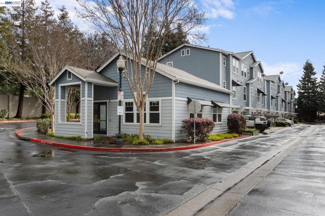 22876 Charing St, Hayward, CA 94541