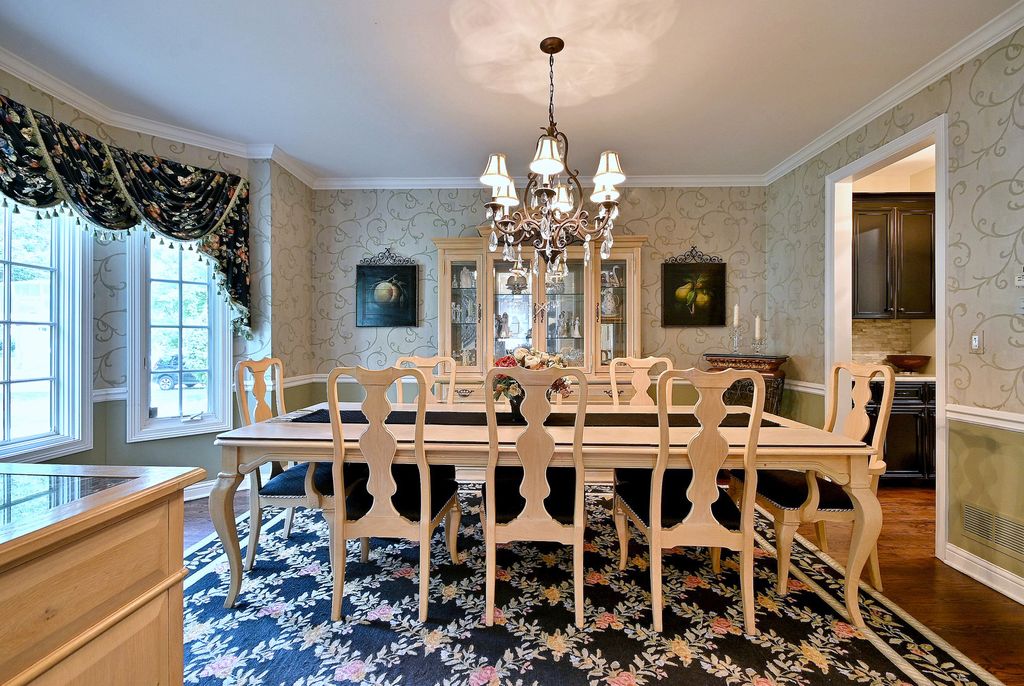 155 S Chandler Avenue, Elmhurst, IL 60126 — photo 5