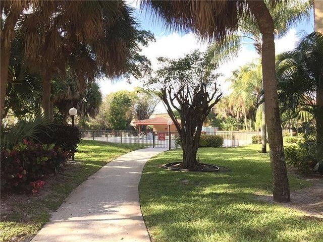 793 SE 1st Way 73, Deerfield Beach, FL 33441