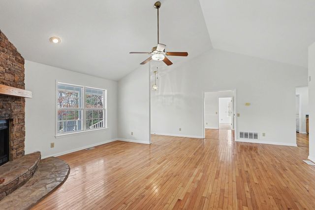 962 Ashley Lane, Young Harris, GA 30582