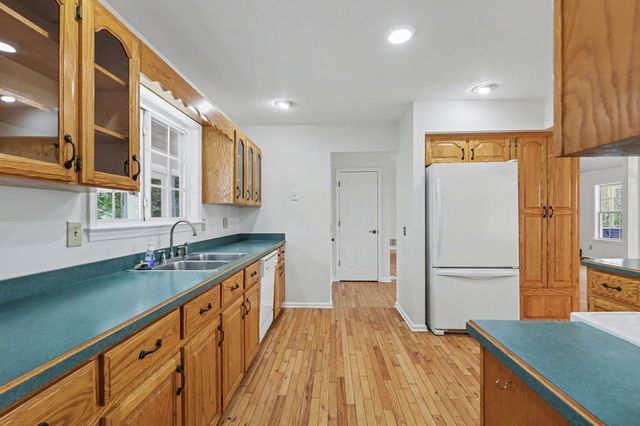 962 Ashley Lane, Young Harris, GA 30582