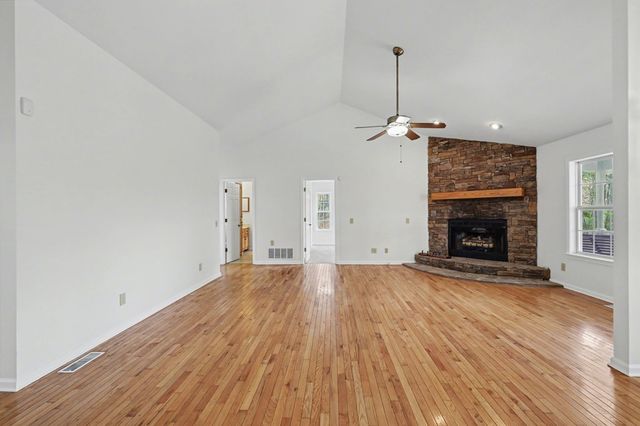 962 Ashley Lane, Young Harris, GA 30582