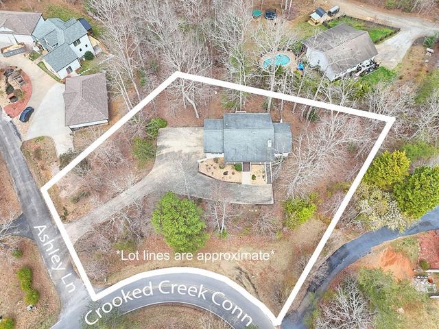 962 Ashley Lane, Young Harris, GA 30582