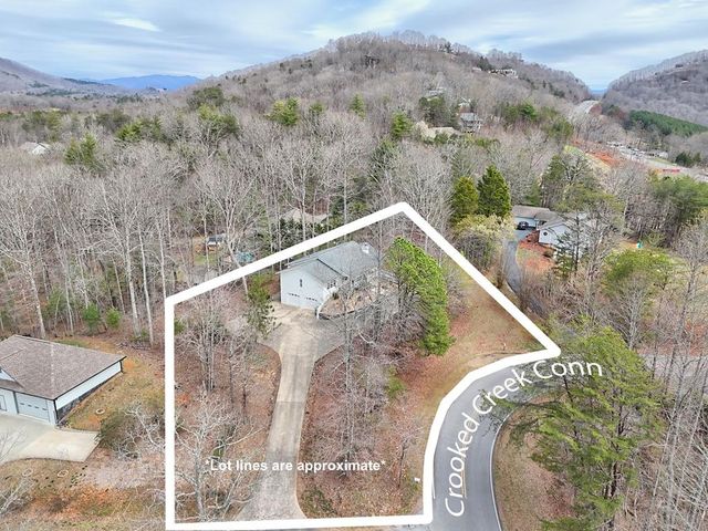 962 Ashley Lane, Young Harris, GA 30582