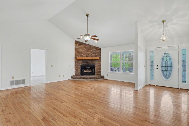 962 Ashley Lane, Young Harris, GA 30582