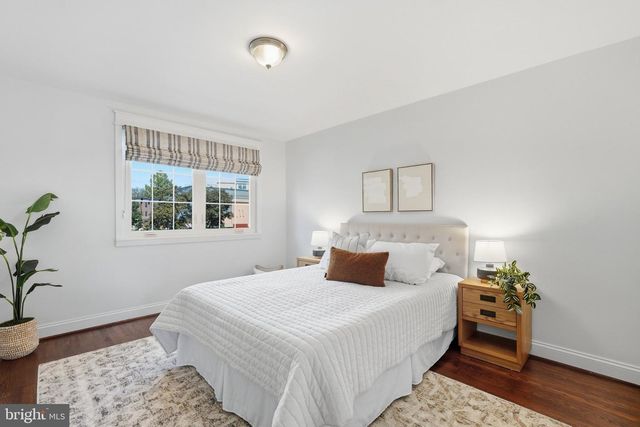 1527 K ST SE, Washington, DC 20003