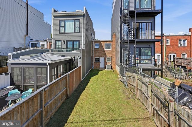 1527 K ST SE, Washington, DC 20003