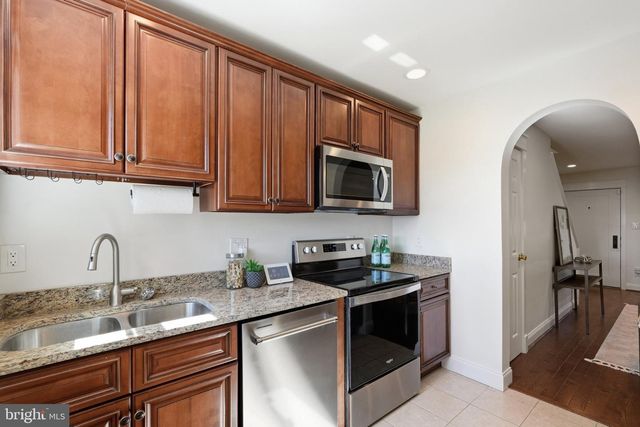 1527 K ST SE, Washington, DC 20003