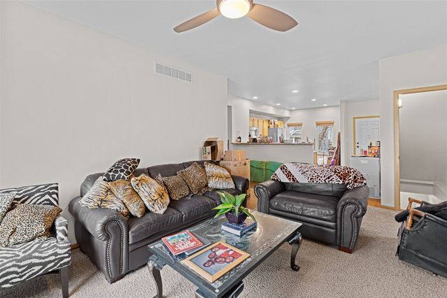 924 Ryan Court, Iowa City, IA 52246