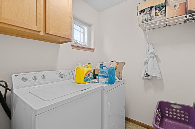 924 Ryan Court, Iowa City, IA 52246