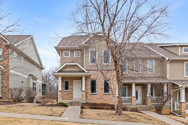 924 Ryan Court, Iowa City, IA 52246