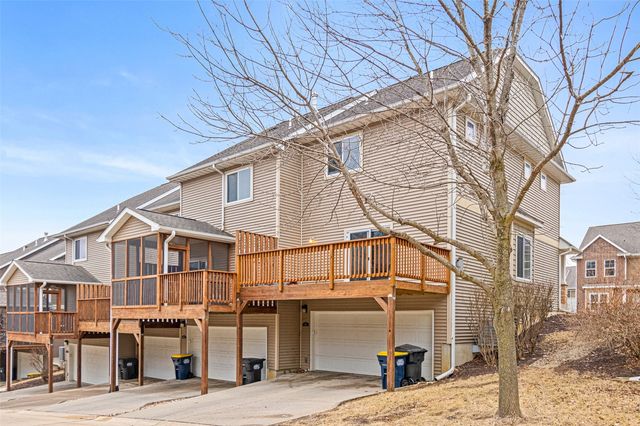 924 Ryan Court, Iowa City, IA 52246