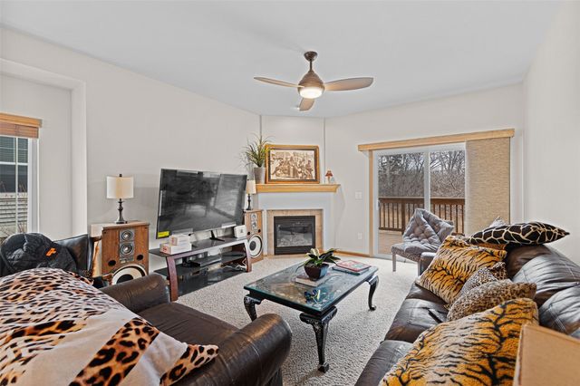 924 Ryan Court, Iowa City, IA 52246