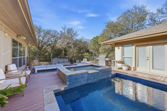 2218 Southern Oaks Drive, Cedar Hill, TX 75104