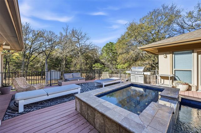 2218 Southern Oaks Drive, Cedar Hill, TX 75104