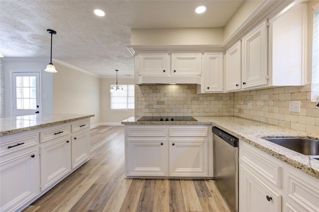 9115 Taidswood Drive, Spring, TX 77379