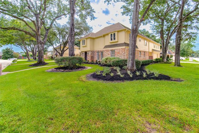 9115 Taidswood Drive, Spring, TX 77379