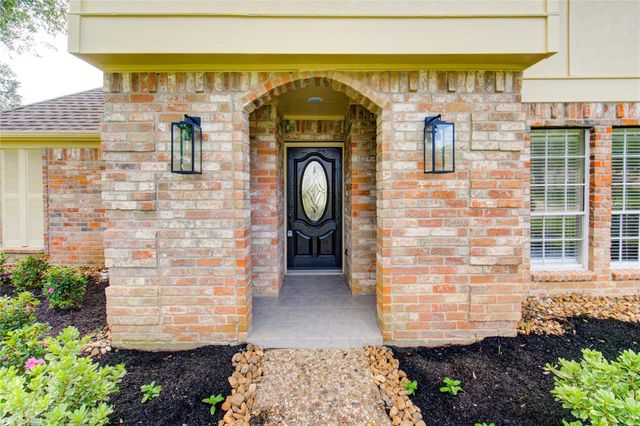 9115 Taidswood Drive, Spring, TX 77379