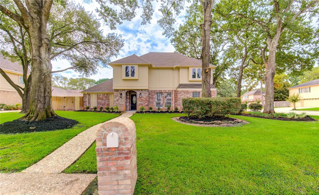 9115 Taidswood Drive, Spring, TX 77379
