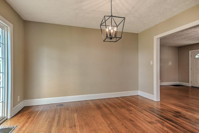 165 West Sevier Avenue, Kingsport, TN 37660