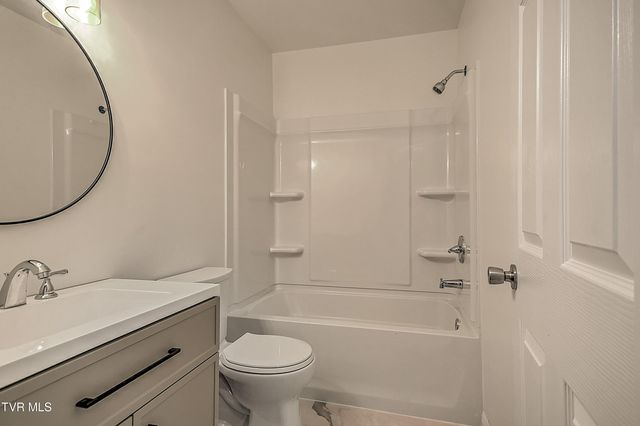 165 West Sevier Avenue, Kingsport, TN 37660