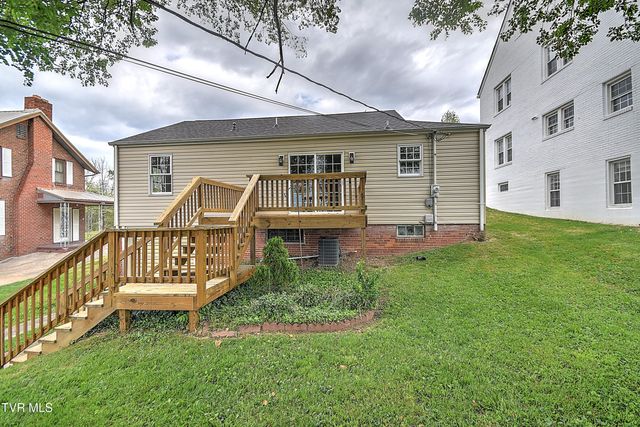 165 West Sevier Avenue, Kingsport, TN 37660