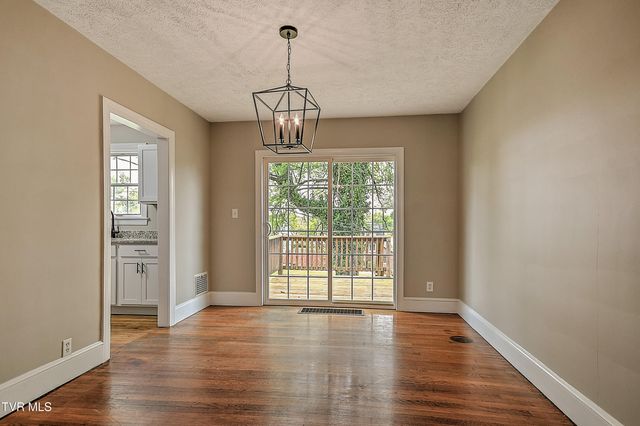 165 West Sevier Avenue, Kingsport, TN 37660