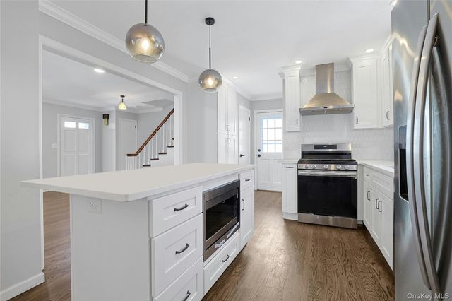 136 Johnson Road, Scarsdale, NY 10583