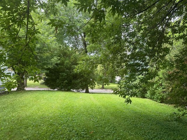 2460 N 16TH STREET, Milwaukee, WI 53206