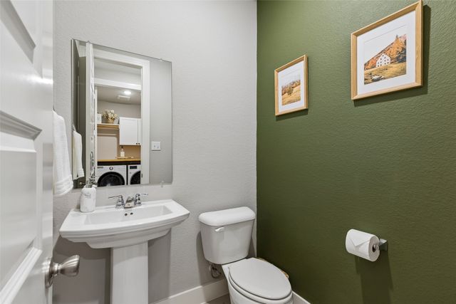 1104 Bluestem Drive, Aubrey, TX 76227