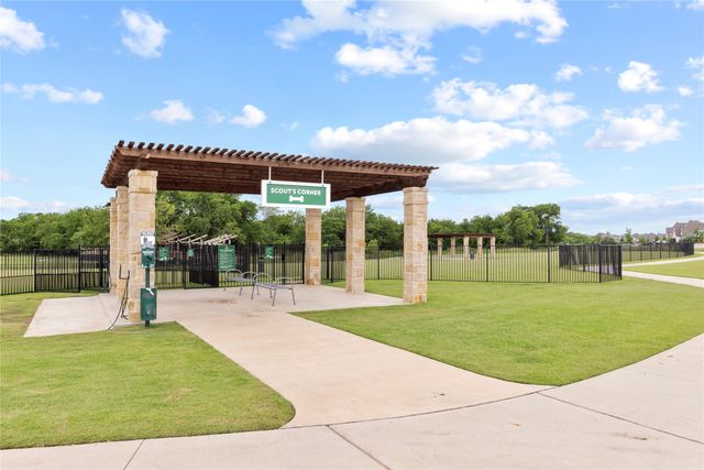 1104 Bluestem Drive, Aubrey, TX 76227