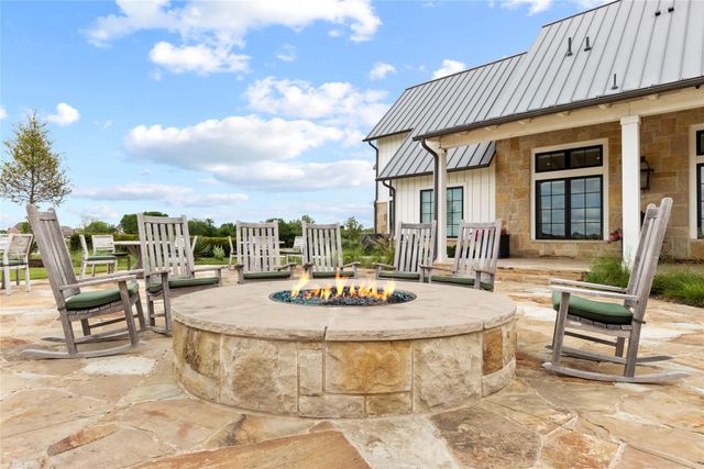 1104 Bluestem Drive, Aubrey, TX 76227